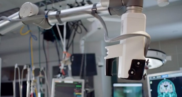 close-up of Modus V fully automated robotic digital microscope